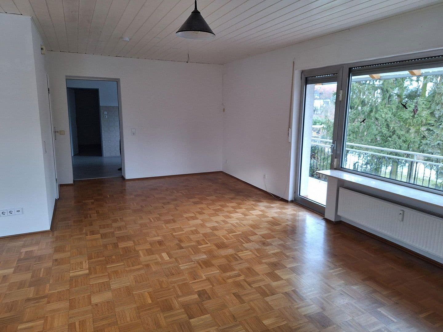 Prenájom bytu 3-izbový 95 m², Hansenweg 75, Deutschland, Hesensko Prenájom bytu 3-izbový 95 m², Hansenweg 75, Deutschland, Hesensko