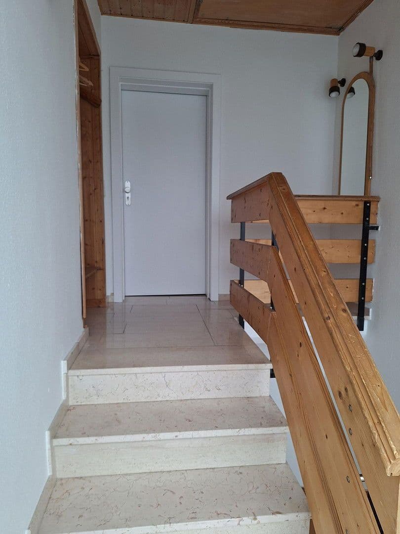 Prenájom bytu 3-izbový 95 m², Hansenweg 75, Deutschland, Hesensko Prenájom bytu 3-izbový 95 m², Hansenweg 75, Deutschland, Hesensko