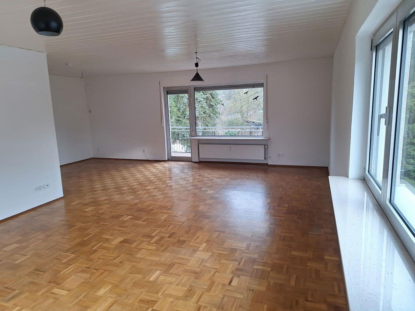 Prenájom bytu 3-izbový 95 m², Hansenweg 75, Deutschland, Hesensko Prenájom bytu 3-izbový 95 m², Hansenweg 75, Deutschland, Hesensko