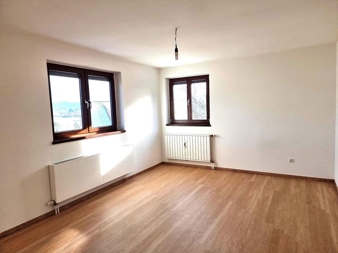 Prenájom bytu 2-izbový 48 m², Kemeler Weg1, Schlangenbad, Hesensko Prenájom bytu 2-izbový 48 m², Kemeler Weg1, Schlangenbad, Hesensko