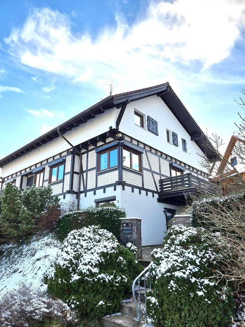 Prenájom bytu 2-izbový 48 m², Kemeler Weg1, Schlangenbad, Hesensko Prenájom bytu 2-izbový 48 m², Kemeler Weg1, Schlangenbad, Hesensko