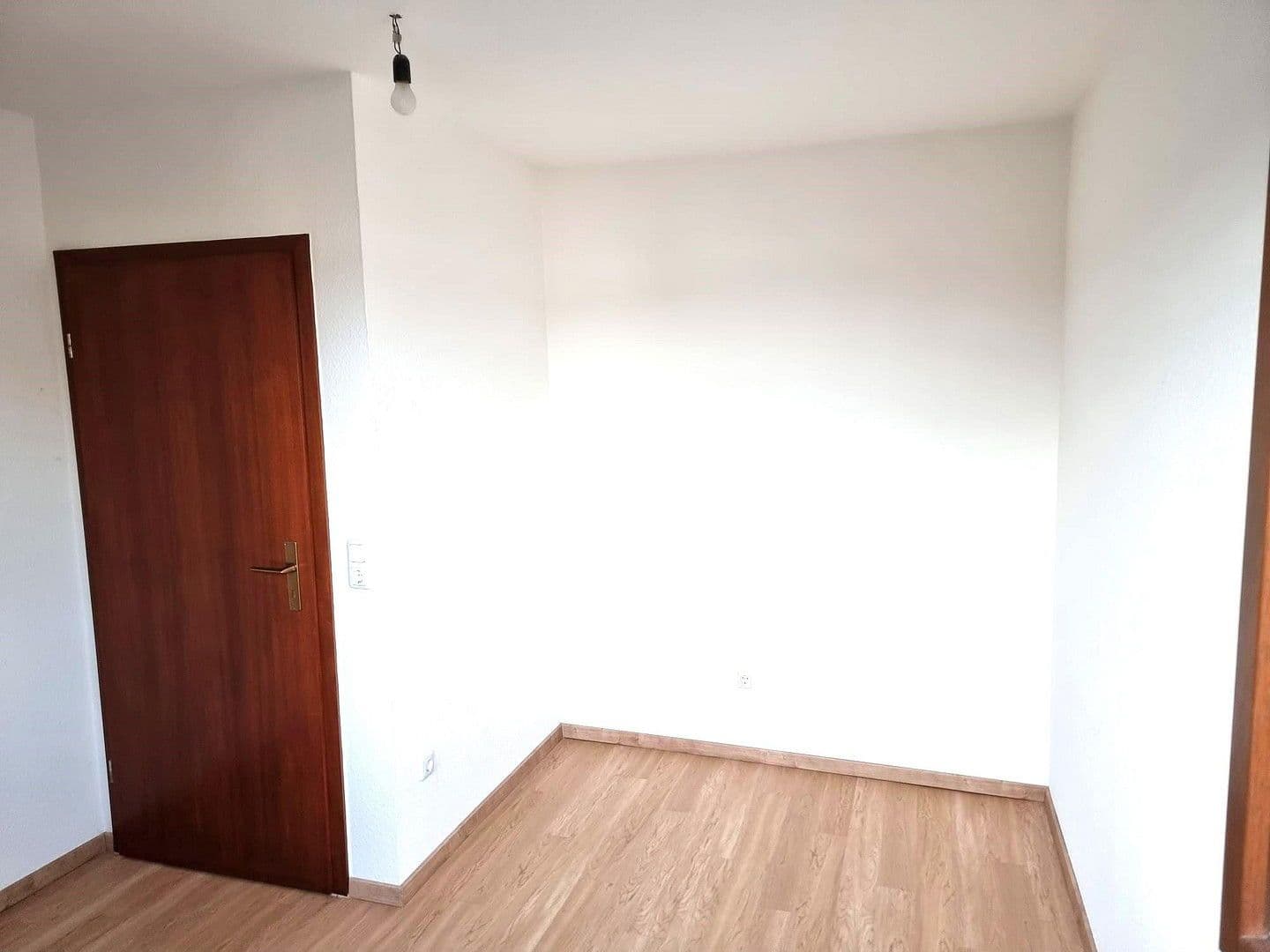 Prenájom bytu 2-izbový 48 m², Kemeler Weg1, Schlangenbad, Hesensko Prenájom bytu 2-izbový 48 m², Kemeler Weg1, Schlangenbad, Hesensko