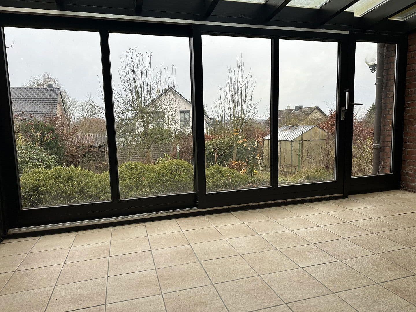 Predaj domu 142 m², pozemek 1.000 m², Marquardtsweg, Seevetal, Dolné Sasko Predaj domu 142 m², pozemek 1.000 m², Marquardtsweg, Seevetal, Dolné Sasko