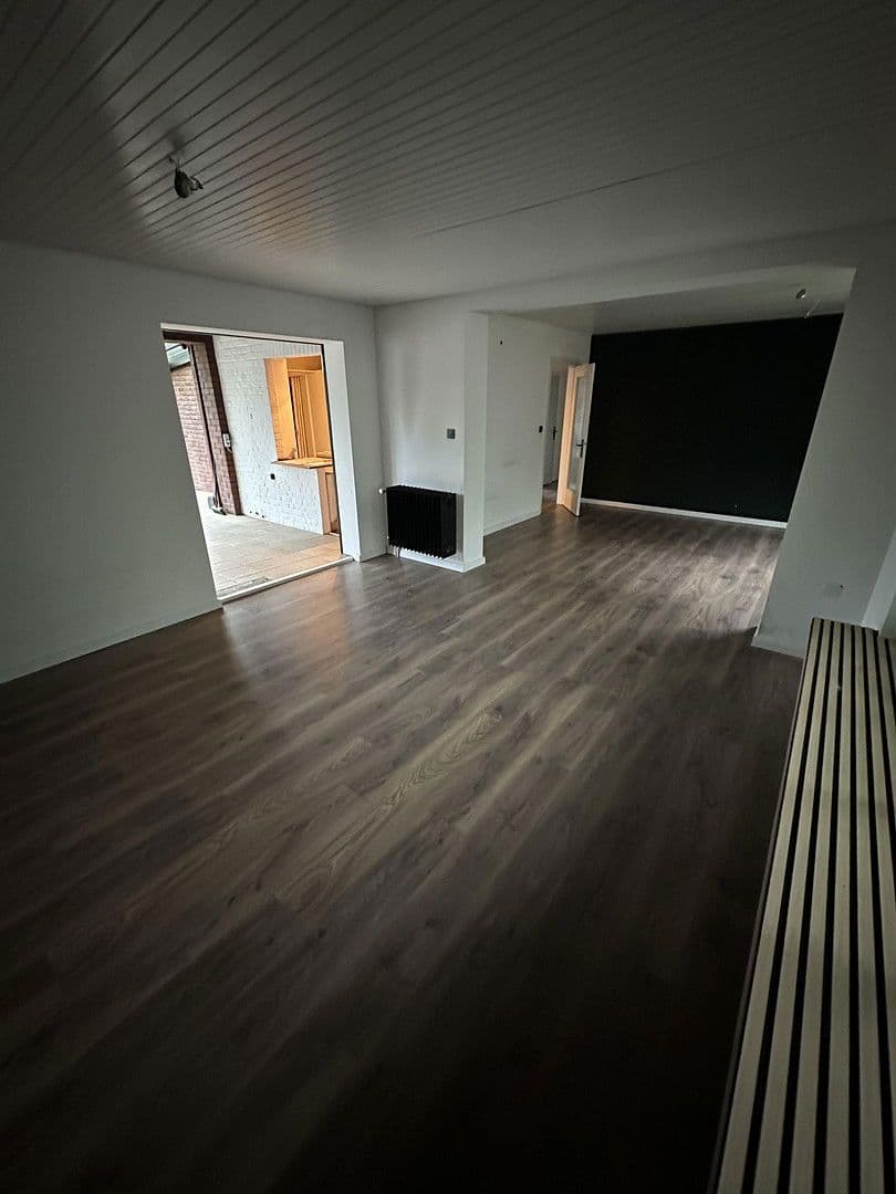 Predaj domu 142 m², pozemek 1.000 m², Marquardtsweg, Seevetal, Dolné Sasko Predaj domu 142 m², pozemek 1.000 m², Marquardtsweg, Seevetal, Dolné Sasko