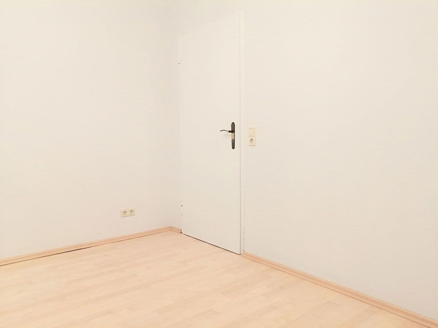 Predaj bytu 4-izbový 98 m², Botnanger Steige 18, Stuttgart, Bádensko-Wurttembersko Predaj bytu 4-izbový 98 m², Botnanger Steige 18, Stuttgart, Bádensko-Wurttembersko