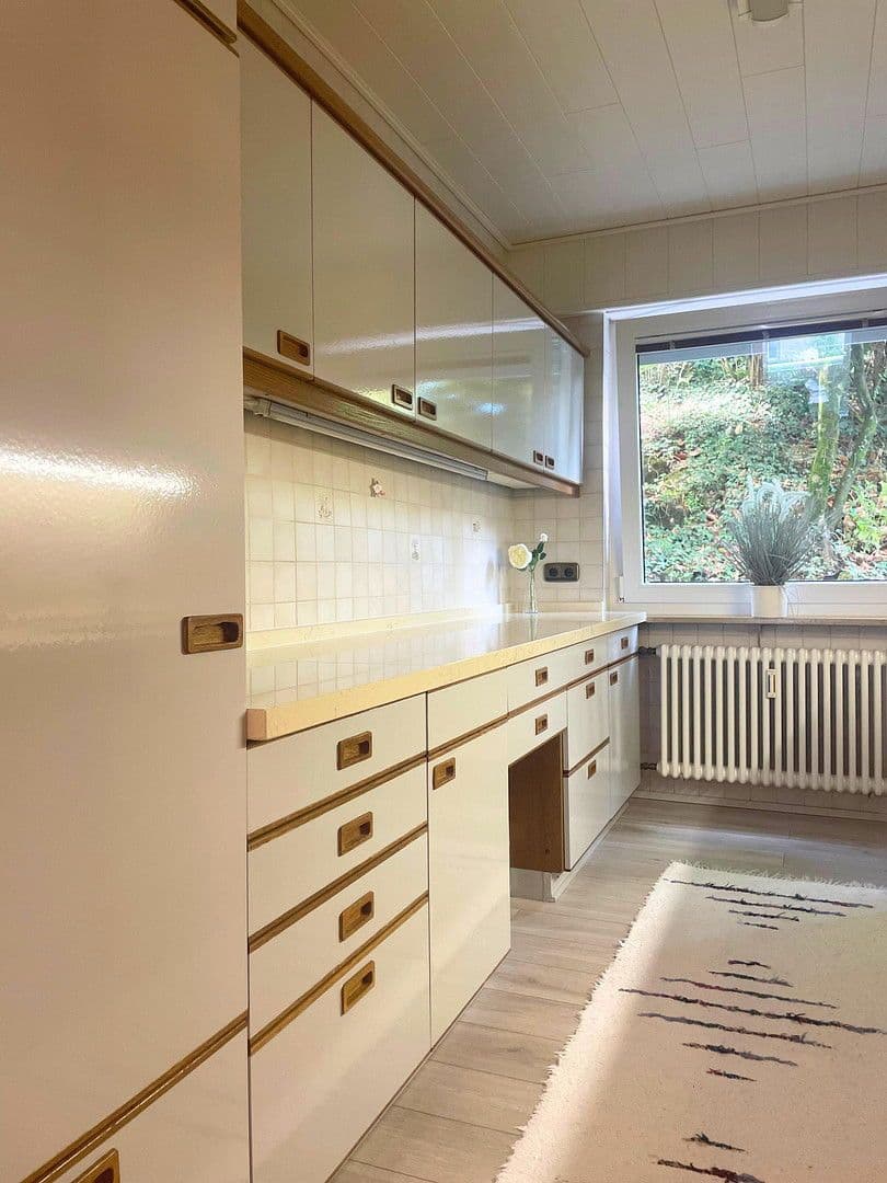 Predaj bytu 4-izbový 98 m², Botnanger Steige 18, Stuttgart, Bádensko-Wurttembersko Predaj bytu 4-izbový 98 m², Botnanger Steige 18, Stuttgart, Bádensko-Wurttembersko