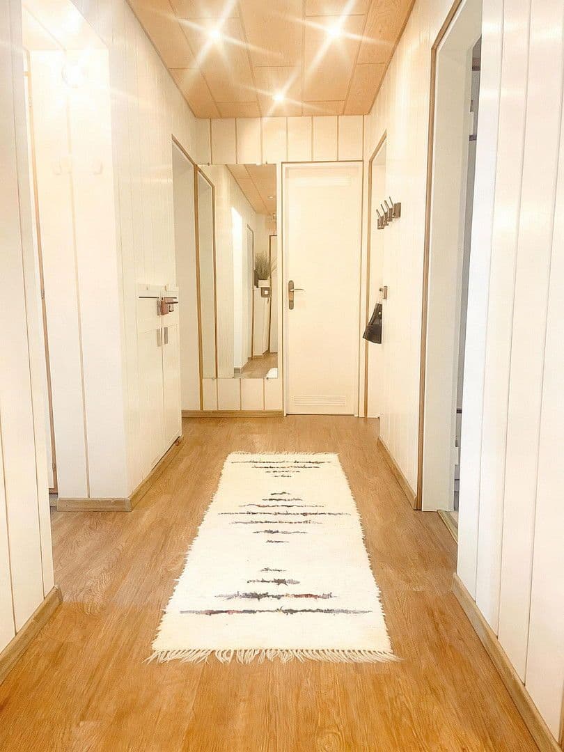 Predaj bytu 4-izbový 98 m², Botnanger Steige 18, Stuttgart, Bádensko-Wurttembersko Predaj bytu 4-izbový 98 m², Botnanger Steige 18, Stuttgart, Bádensko-Wurttembersko