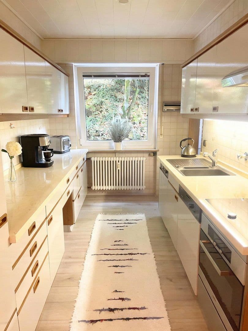 Predaj bytu 4-izbový 98 m², Botnanger Steige 18, Stuttgart, Bádensko-Wurttembersko Predaj bytu 4-izbový 98 m², Botnanger Steige 18, Stuttgart, Bádensko-Wurttembersko