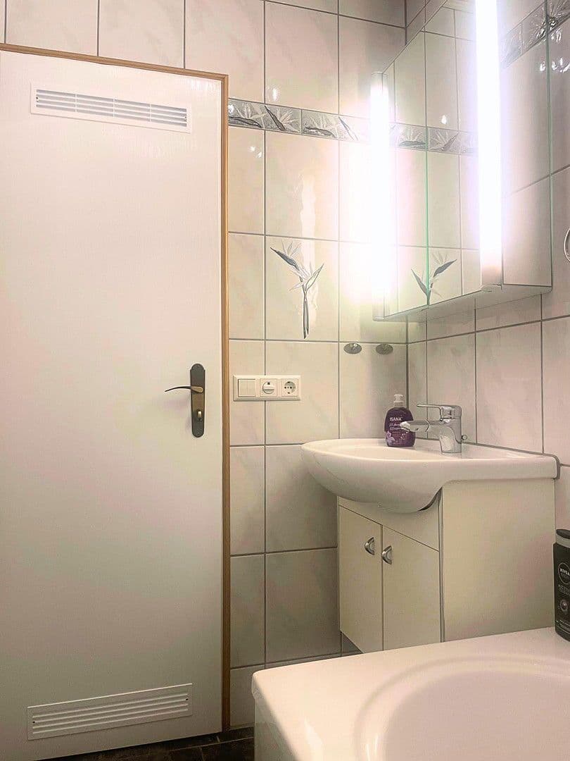 Predaj bytu 4-izbový 98 m², Botnanger Steige 18, Stuttgart, Bádensko-Wurttembersko Predaj bytu 4-izbový 98 m², Botnanger Steige 18, Stuttgart, Bádensko-Wurttembersko