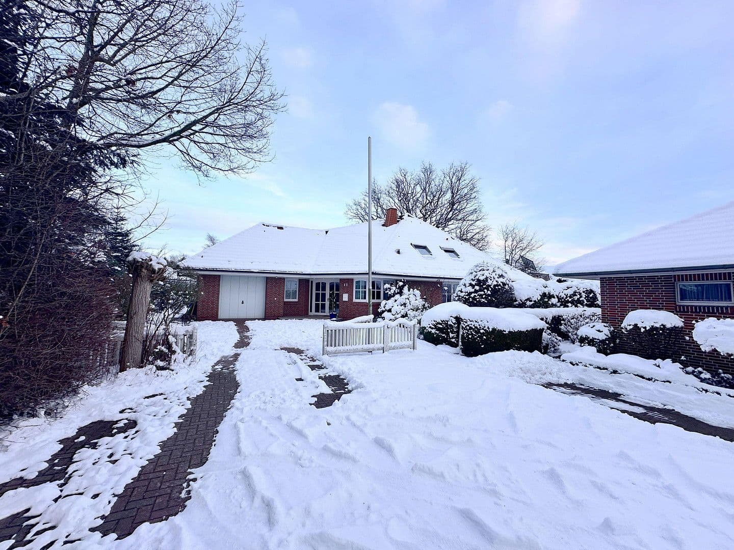 Predaj domu 212 m², pozemek 994 m², Moorrege, Šlezvicko-Holštajnsko Predaj domu 212 m², pozemek 994 m², Moorrege, Šlezvicko-Holštajnsko