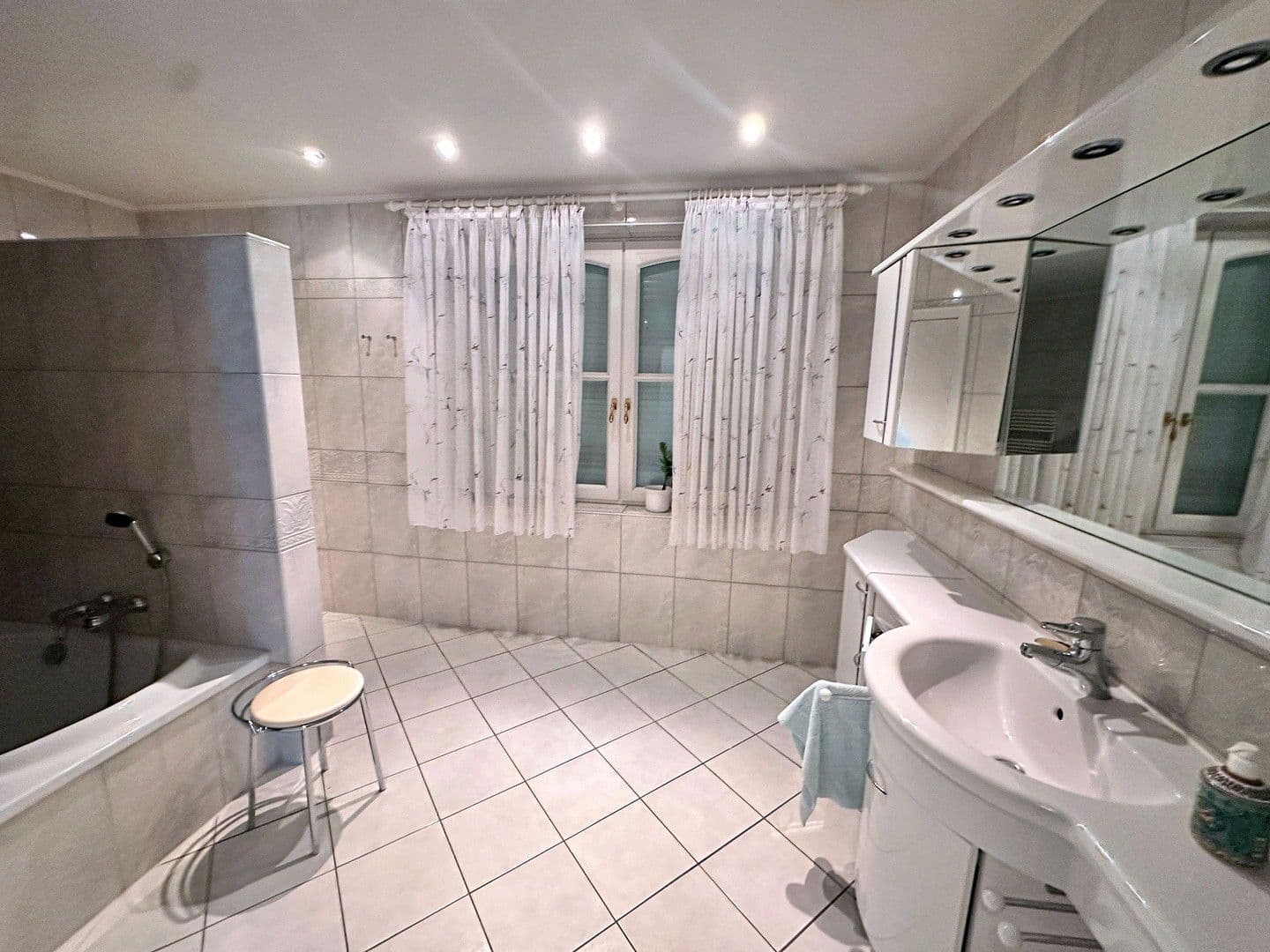 Predaj domu 212 m², pozemek 994 m², Moorrege, Šlezvicko-Holštajnsko Predaj domu 212 m², pozemek 994 m², Moorrege, Šlezvicko-Holštajnsko