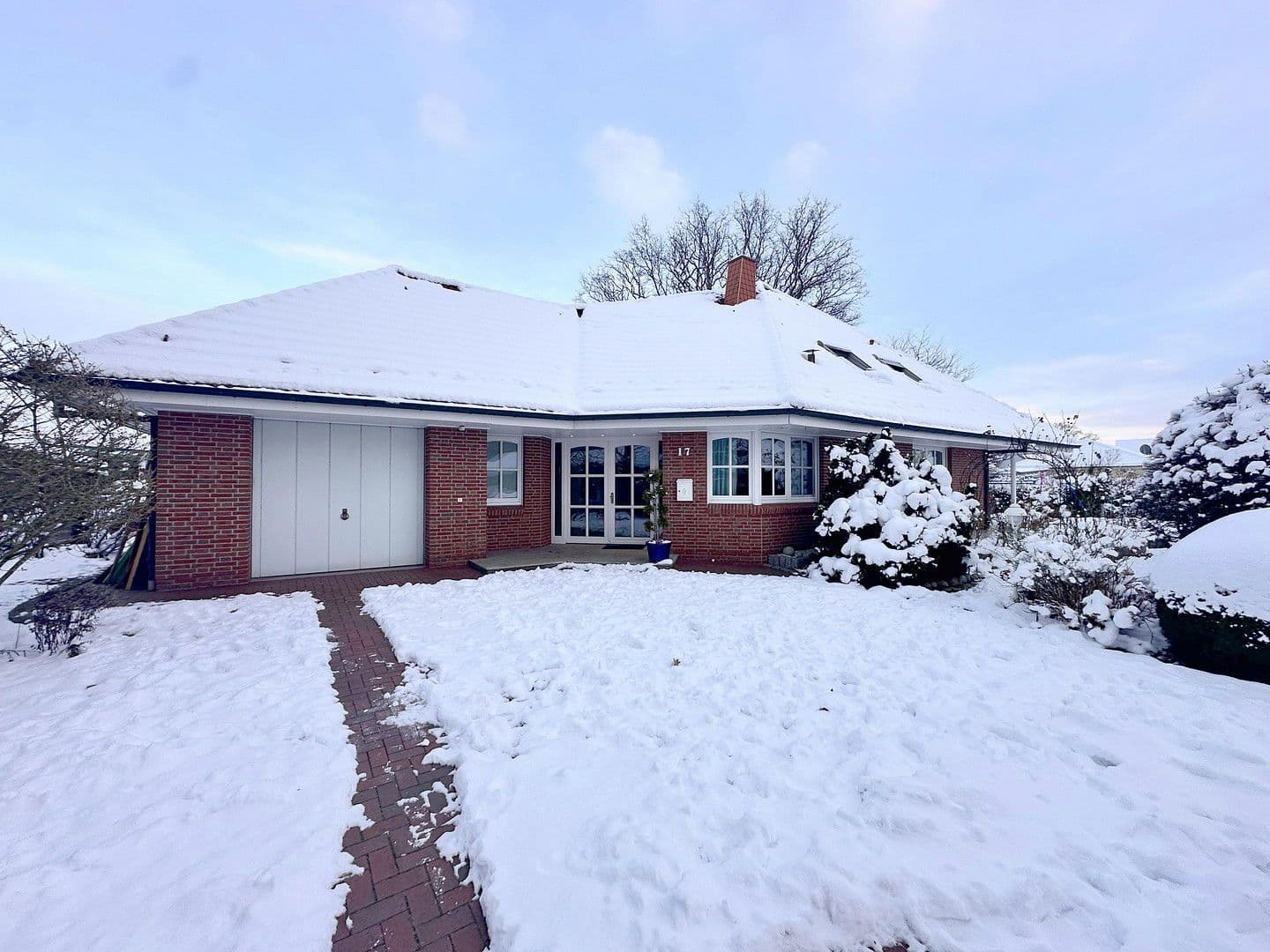 Predaj domu 212 m², pozemek 994 m², Moorrege, Šlezvicko-Holštajnsko Predaj domu 212 m², pozemek 994 m², Moorrege, Šlezvicko-Holštajnsko