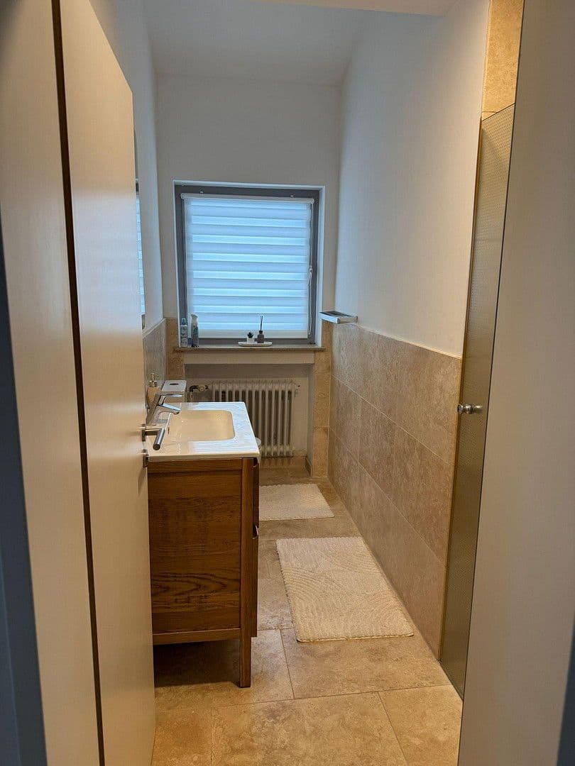 Prenájom bytu 5-izbový 140 m², Forstweg 4, Melle, Dolné Sasko Prenájom bytu 5-izbový 140 m², Forstweg 4, Melle, Dolné Sasko