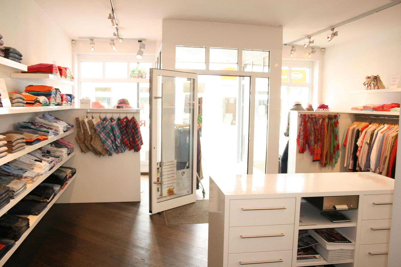 Prenájom nebytového priestoru 85 m², Kirchstraße 12, Emsdetten, Severné Porýnie - Westfálsko Prenájom nebytového priestoru 85 m², Kirchstraße 12, Emsdetten, Severné Porýnie - Westfálsko