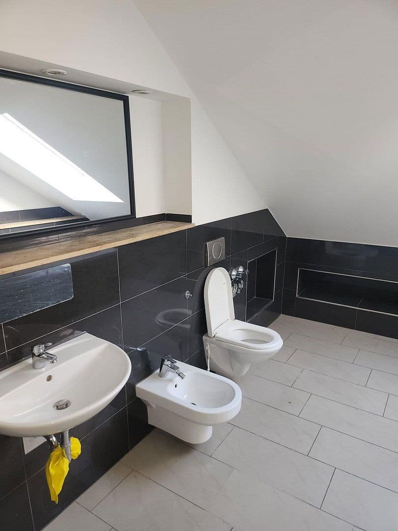 Predaj bytu 2-izbový 67 m², Brühl, Severné Porýnie - Westfálsko Predaj bytu 2-izbový 67 m², Brühl, Severné Porýnie - Westfálsko