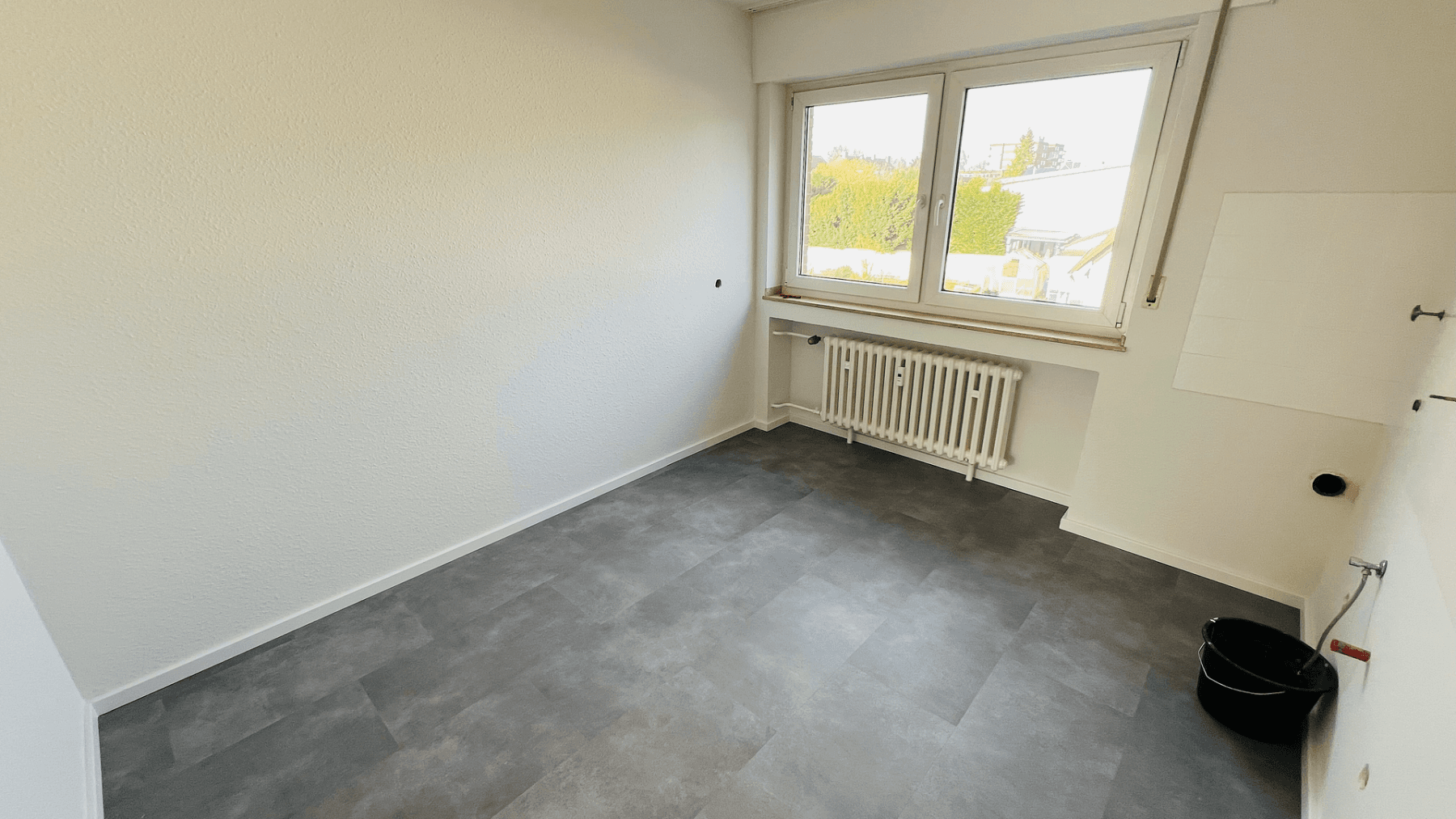 Prenájom bytu 3-izbový 81 m², Köln, Severné Porýnie - Westfálsko Prenájom bytu 3-izbový 81 m², Köln, Severné Porýnie - Westfálsko