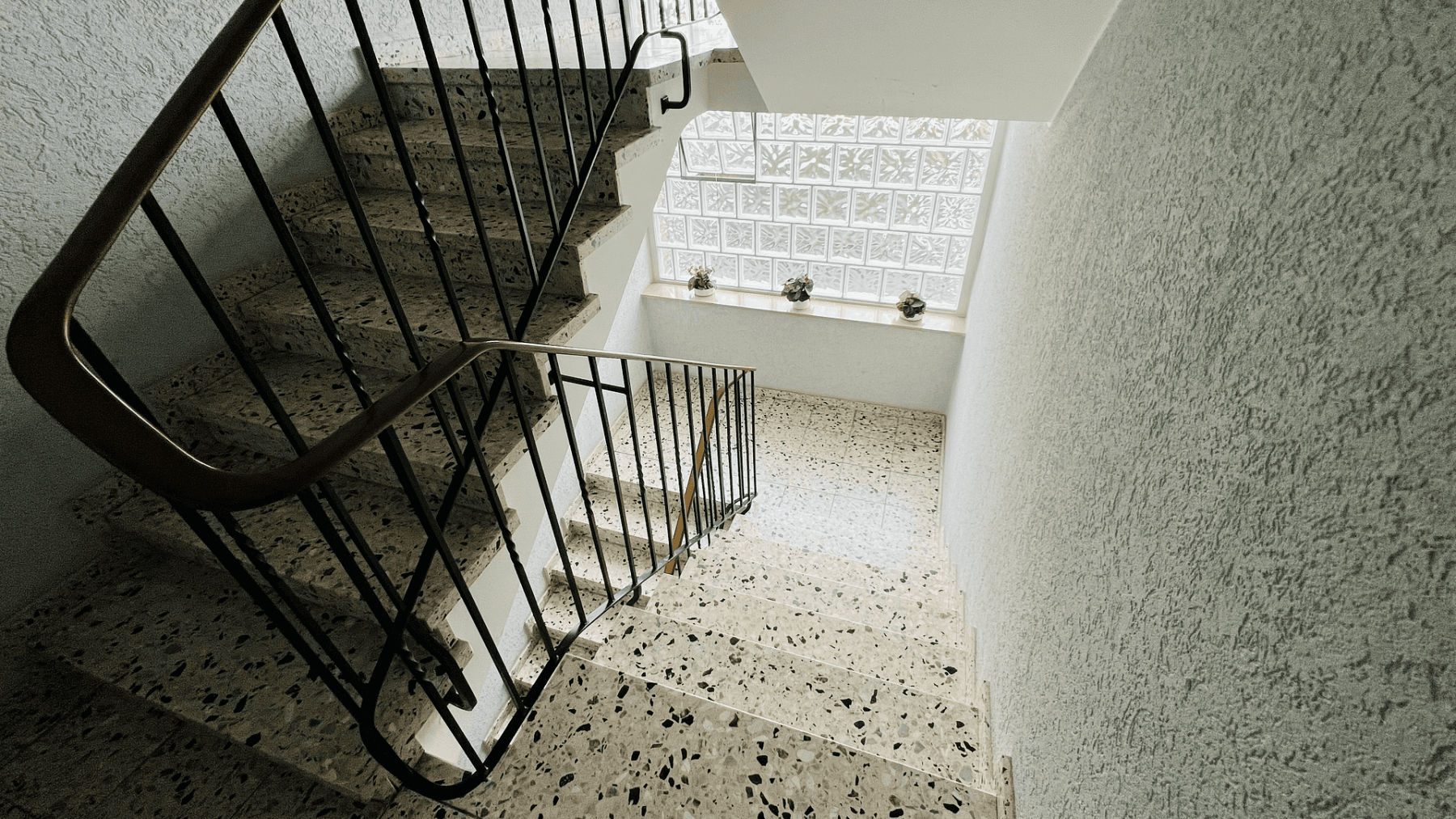 Prenájom bytu 3-izbový 81 m², Köln, Severné Porýnie - Westfálsko Prenájom bytu 3-izbový 81 m², Köln, Severné Porýnie - Westfálsko