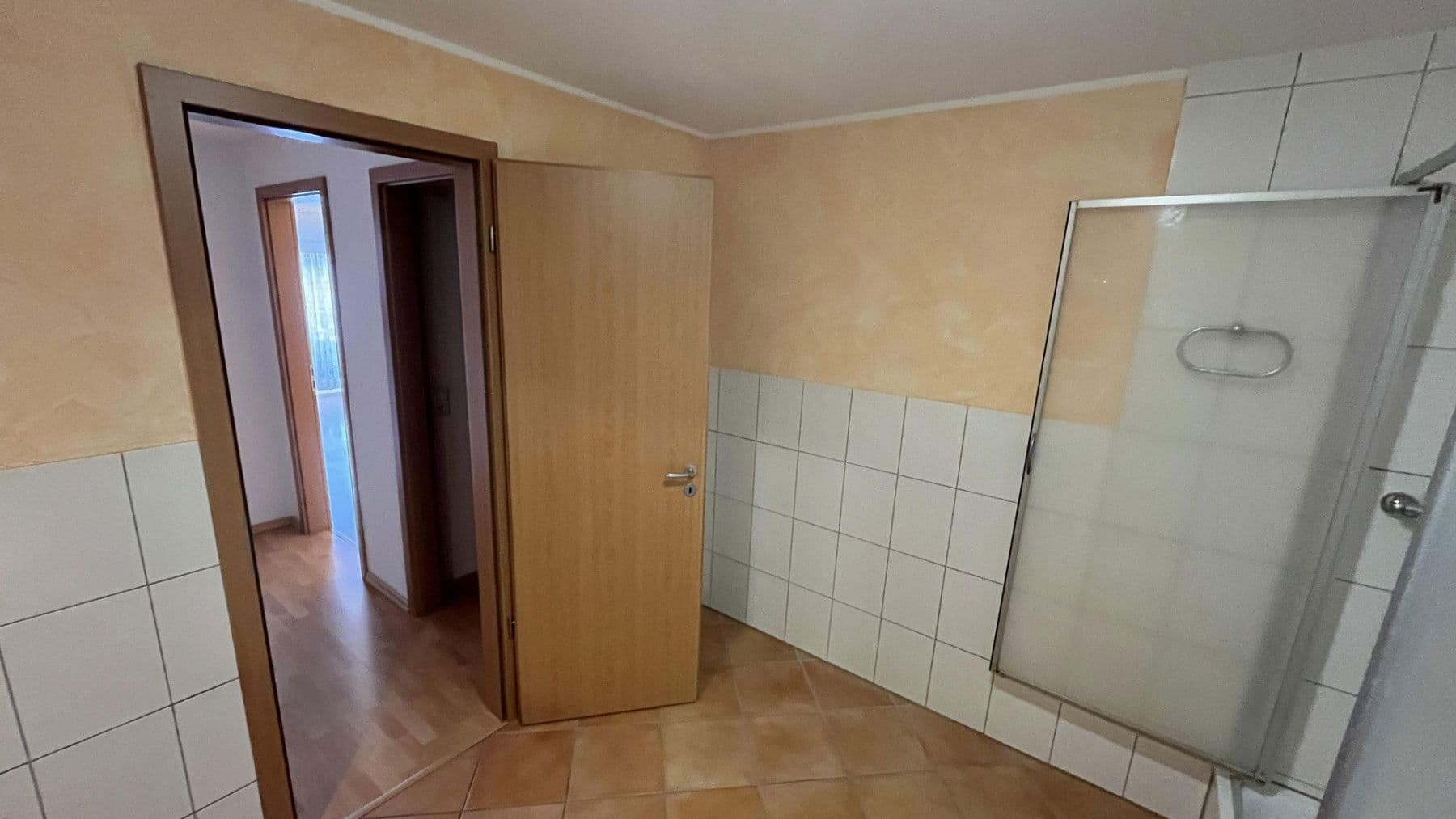 Prenájom bytu 2-izbový 68 m², Essen, Severné Porýnie - Westfálsko Prenájom bytu 2-izbový 68 m², Essen, Severné Porýnie - Westfálsko