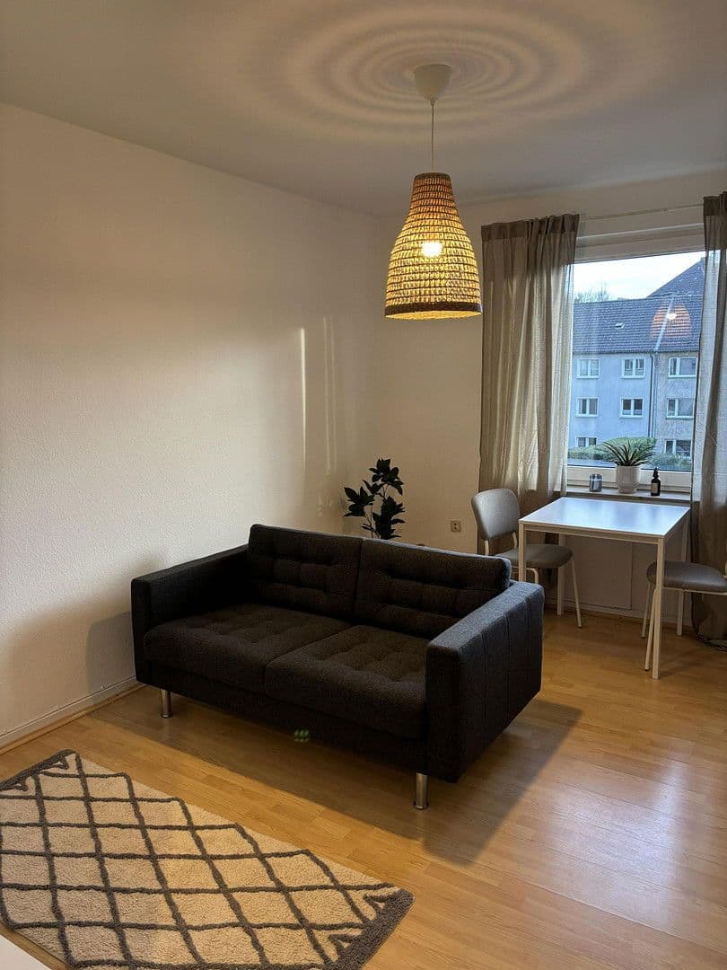 Prenájom bytu 2-izbový 44 m², Planckstraße 57, Essen, Severné Porýnie - Westfálsko Prenájom bytu 2-izbový 44 m², Planckstraße 57, Essen, Severné Porýnie - Westfálsko