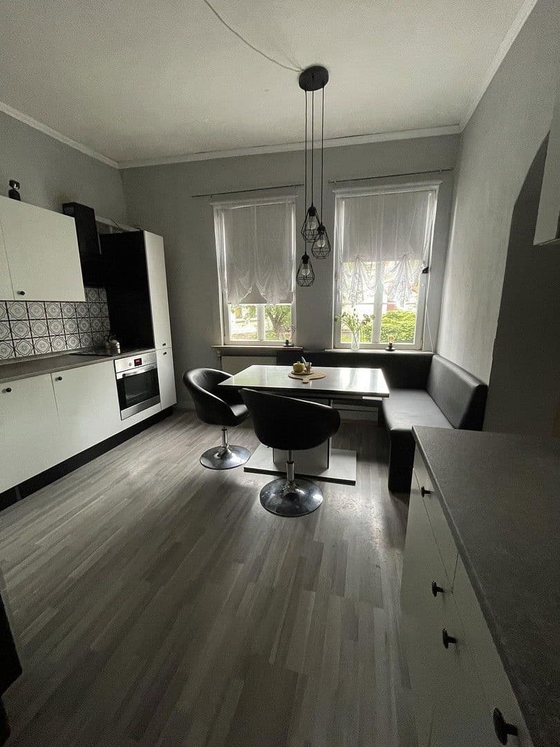 Prenájom bytu 4-izbový 130 m², Diemelsee, Hesensko Prenájom bytu 4-izbový 130 m², Diemelsee, Hesensko