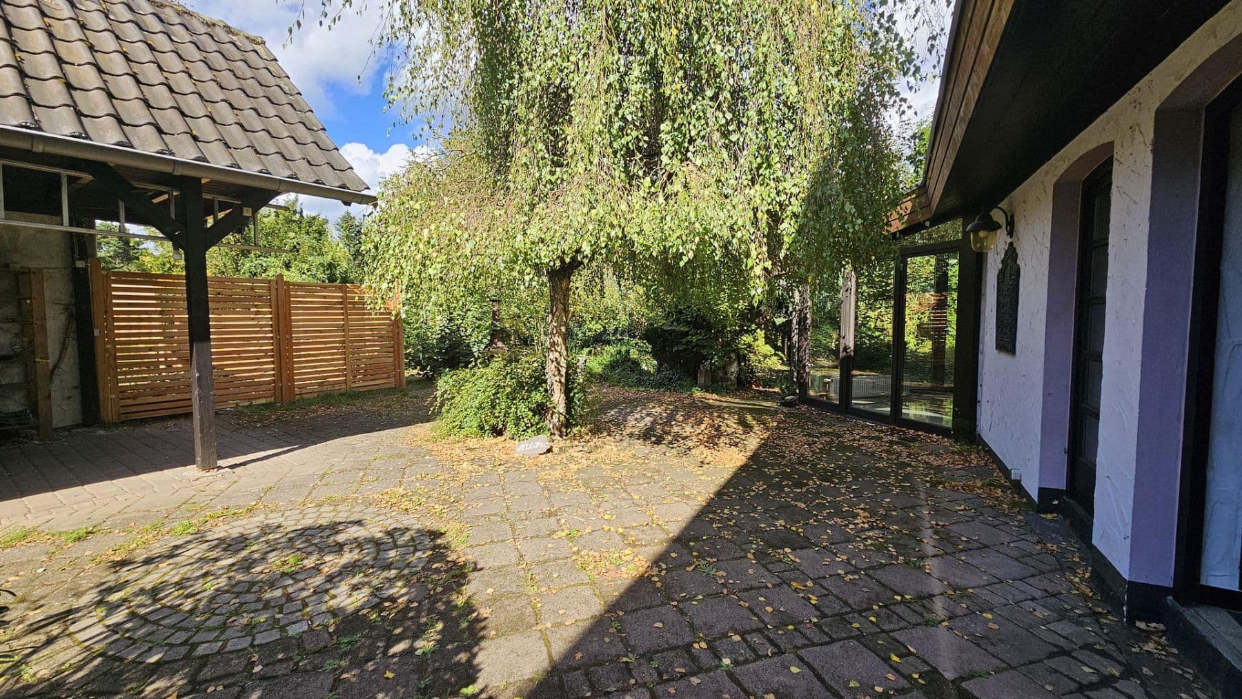 Predaj domu 230 m², pozemek 1.200 m², An der Feuerwache 1a, Troisdorf, Severné Porýnie - Westfálsko Predaj domu 230 m², pozemek 1.200 m², An der Feuerwache 1a, Troisdorf, Severné Porýnie - Westfálsko