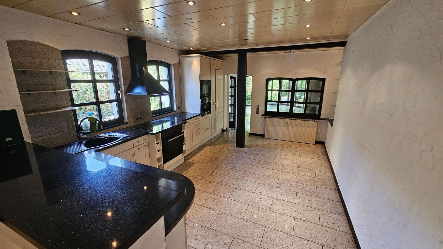 Predaj domu 230 m², pozemek 1.200 m², An der Feuerwache 1a, Troisdorf, Severné Porýnie - Westfálsko Predaj domu 230 m², pozemek 1.200 m², An der Feuerwache 1a, Troisdorf, Severné Porýnie - Westfálsko