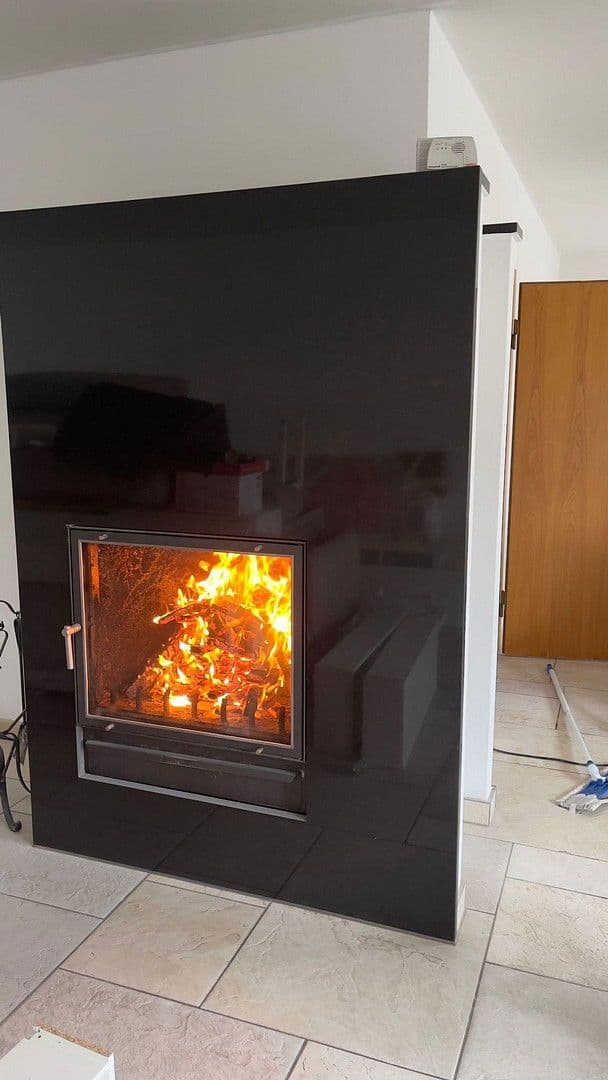 Prenájom domu 215 m², pozemek 599 m², Nauheim, Hesensko Prenájom domu 215 m², pozemek 599 m², Nauheim, Hesensko