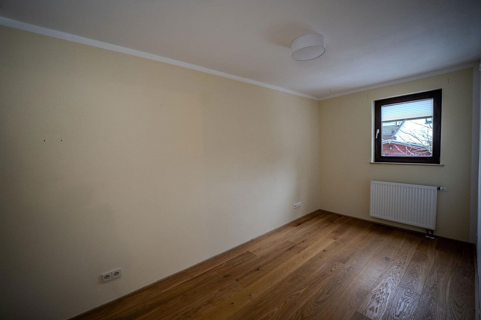 Prenájom domu 136 m², pozemek 323 m², Dorfstraße 47, Ebersbach an der Fils, Bádensko-Wurttembersko Prenájom domu 136 m², pozemek 323 m², Dorfstraße 47, Ebersbach an der Fils, Bádensko-Wurttembersko