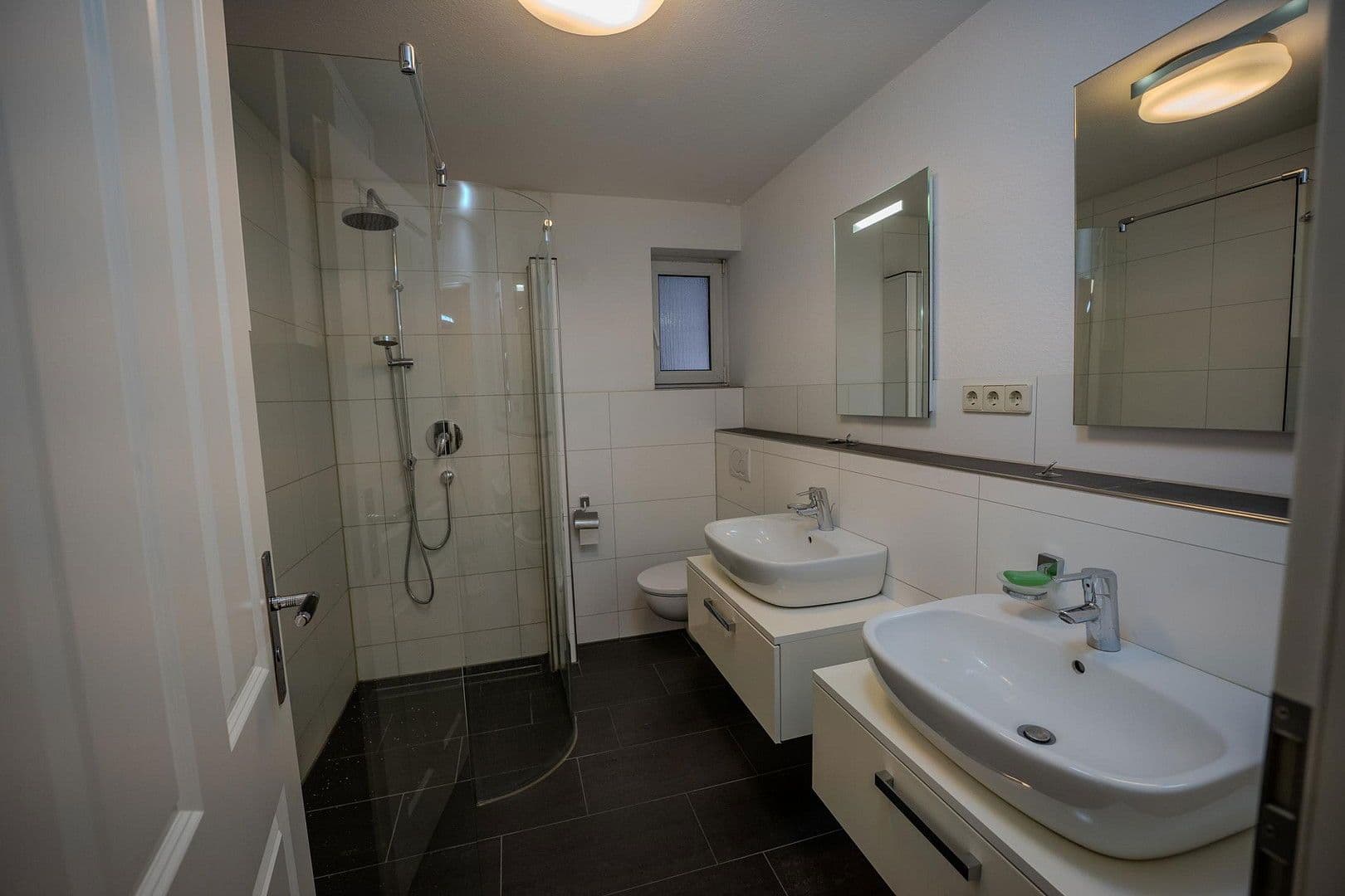 Prenájom domu 136 m², pozemek 323 m², Dorfstraße 47, Ebersbach an der Fils, Bádensko-Wurttembersko Prenájom domu 136 m², pozemek 323 m², Dorfstraße 47, Ebersbach an der Fils, Bádensko-Wurttembersko