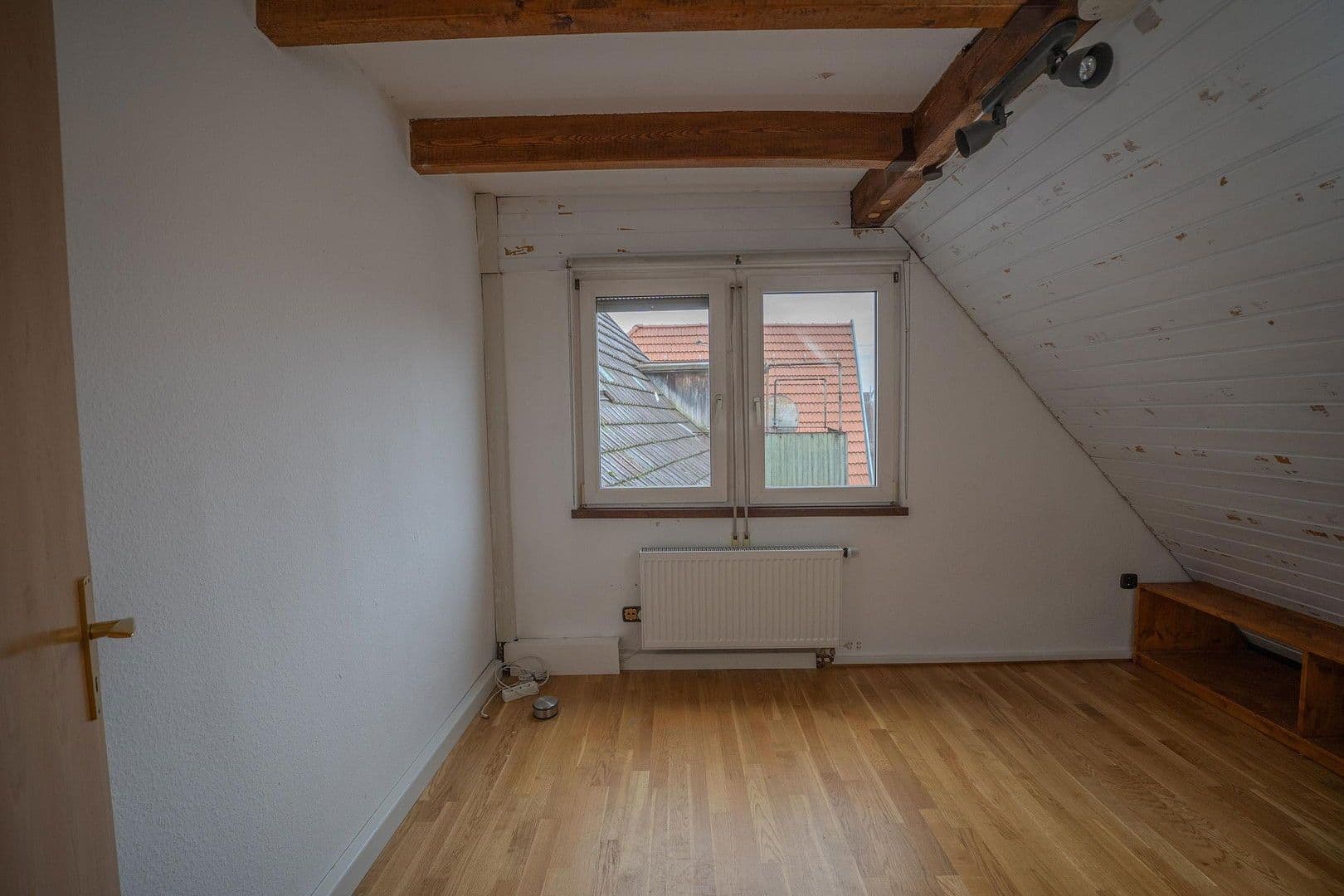 Prenájom domu 136 m², pozemek 323 m², Dorfstraße 47, Ebersbach an der Fils, Bádensko-Wurttembersko Prenájom domu 136 m², pozemek 323 m², Dorfstraße 47, Ebersbach an der Fils, Bádensko-Wurttembersko