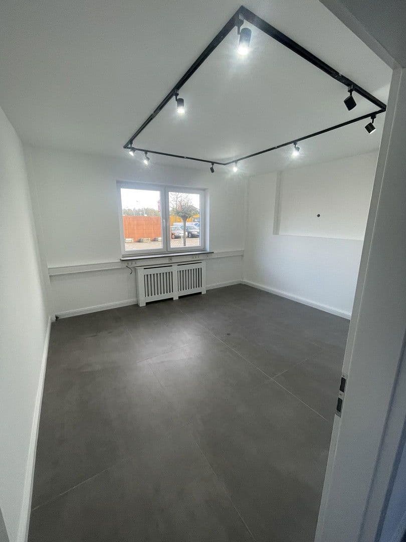 Prenájom kancelárie 60 m², Südring 3c, Wentorf bei Hamburg, Šlezvicko-Holštajnsko Prenájom kancelárie 60 m², Südring 3c, Wentorf bei Hamburg, Šlezvicko-Holštajnsko