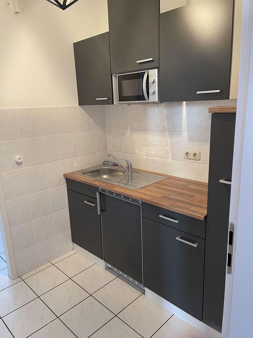 Prenájom kancelárie 60 m², Südring 3c, Wentorf bei Hamburg, Šlezvicko-Holštajnsko Prenájom kancelárie 60 m², Südring 3c, Wentorf bei Hamburg, Šlezvicko-Holštajnsko