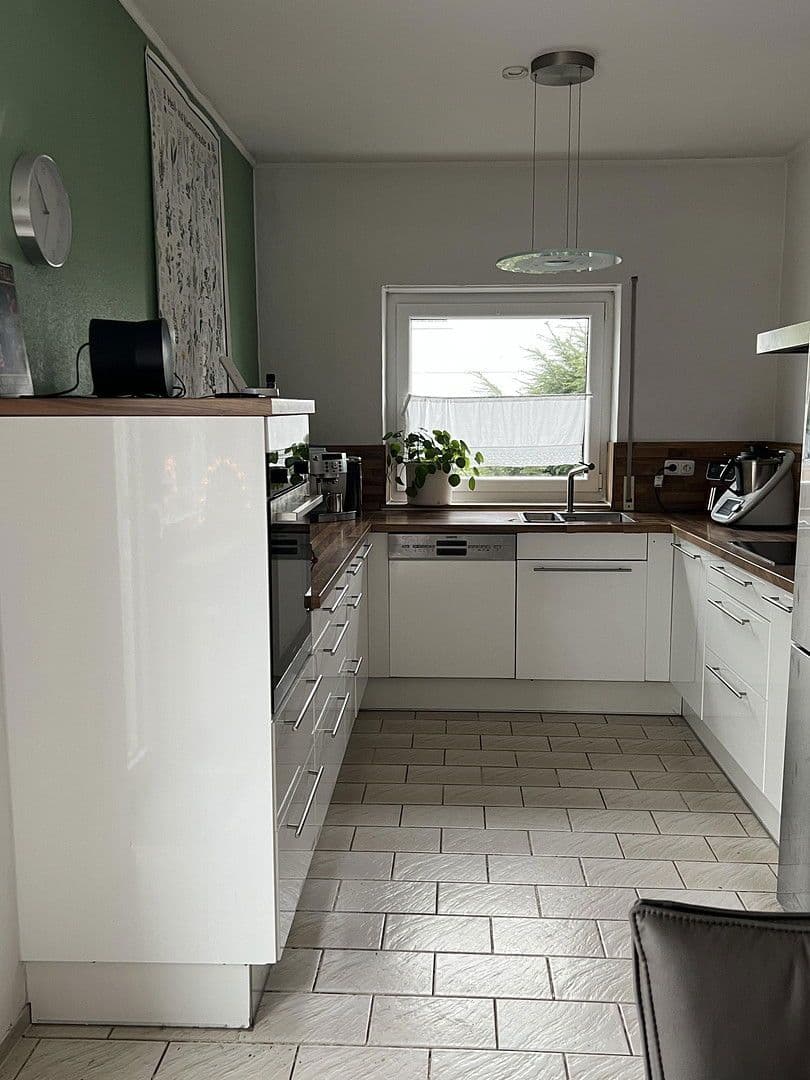 Predaj domu 258 m², pozemek 700 m², Grünstadt, Porýnie-Falcko Predaj domu 258 m², pozemek 700 m², Grünstadt, Porýnie-Falcko