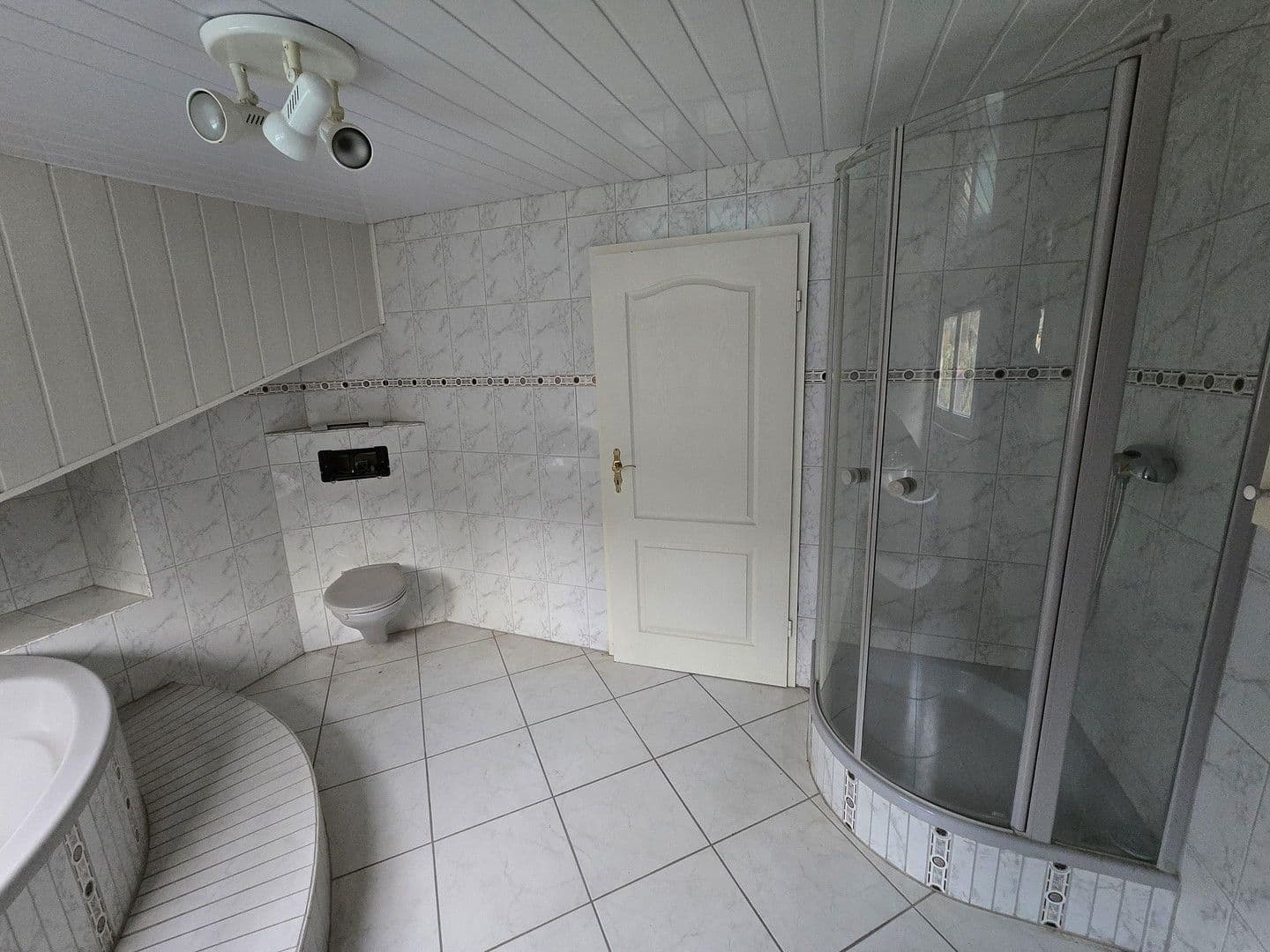 Predaj bytu 604 m², Saarbrücken, Sársko Predaj bytu 604 m², Saarbrücken, Sársko