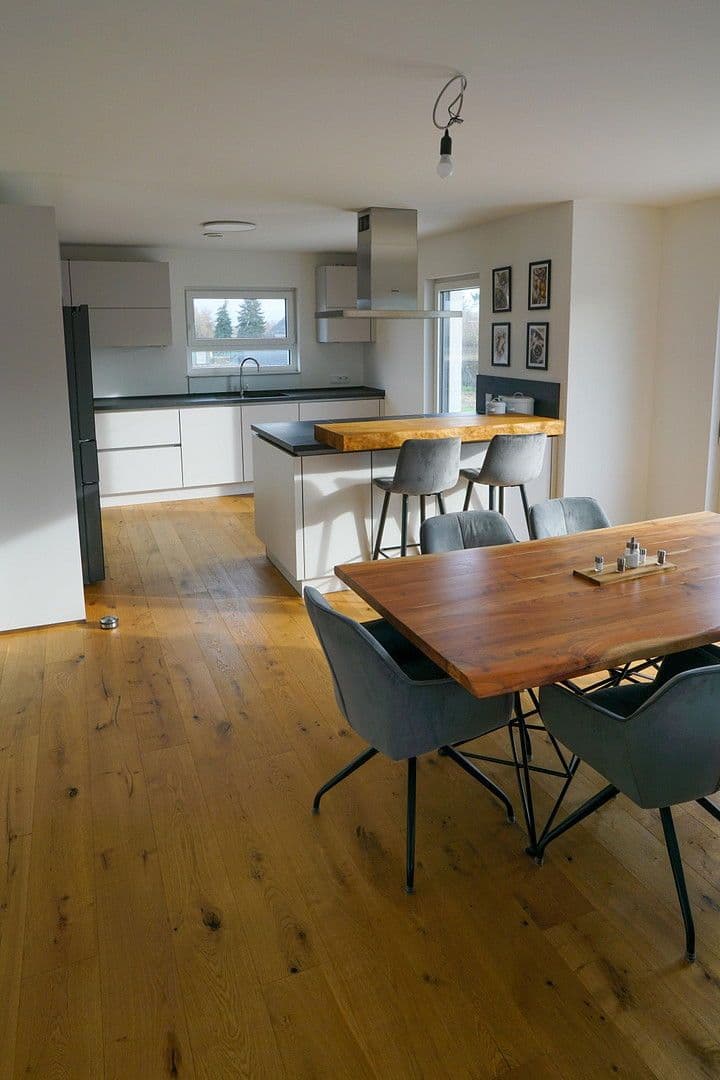 Predaj domu 164 m², pozemek 645 m², Bahrdorf, Dolné Sasko Predaj domu 164 m², pozemek 645 m², Bahrdorf, Dolné Sasko