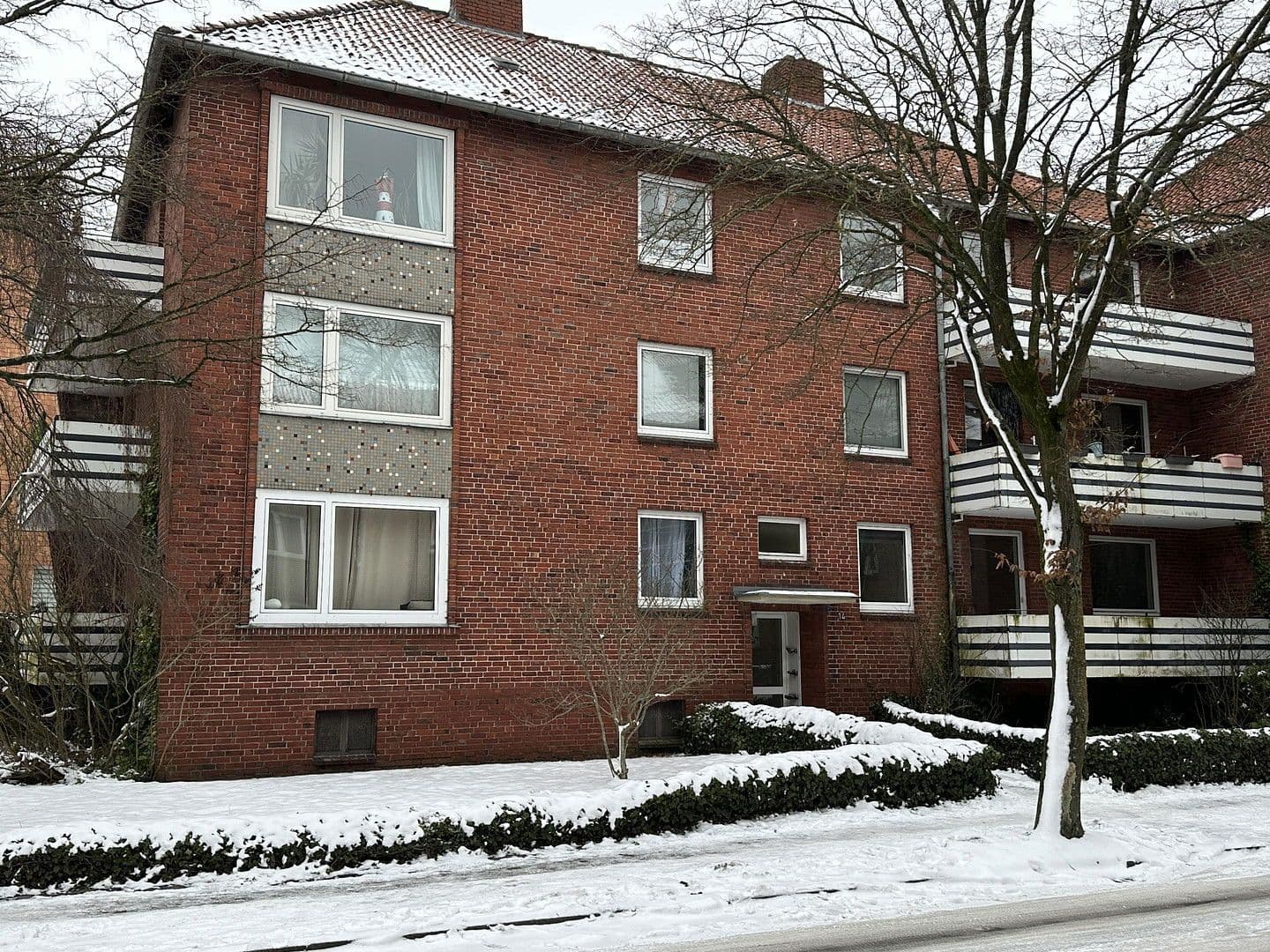 Prenájom bytu 3-izbový 81 m², Margaretenstraße 14, Wilhelmshaven, Dolné Sasko Prenájom bytu 3-izbový 81 m², Margaretenstraße 14, Wilhelmshaven, Dolné Sasko