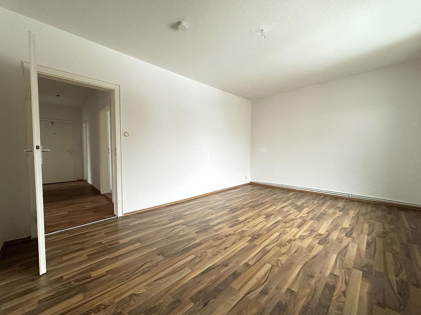 Prenájom bytu 3-izbový 81 m², Margaretenstraße 14, Wilhelmshaven, Dolné Sasko Prenájom bytu 3-izbový 81 m², Margaretenstraße 14, Wilhelmshaven, Dolné Sasko