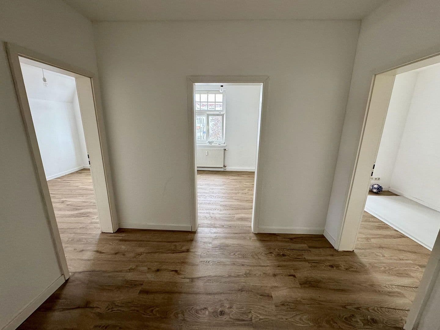 Prenájom bytu 6-izbový 145 m², Gottlaßstr. 4, Leipzig, Sasko Prenájom bytu 6-izbový 145 m², Gottlaßstr. 4, Leipzig, Sasko