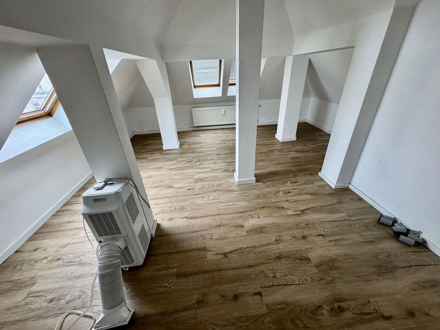 Prenájom bytu 6-izbový 145 m², Gottlaßstr. 4, Leipzig, Sasko Prenájom bytu 6-izbový 145 m², Gottlaßstr. 4, Leipzig, Sasko