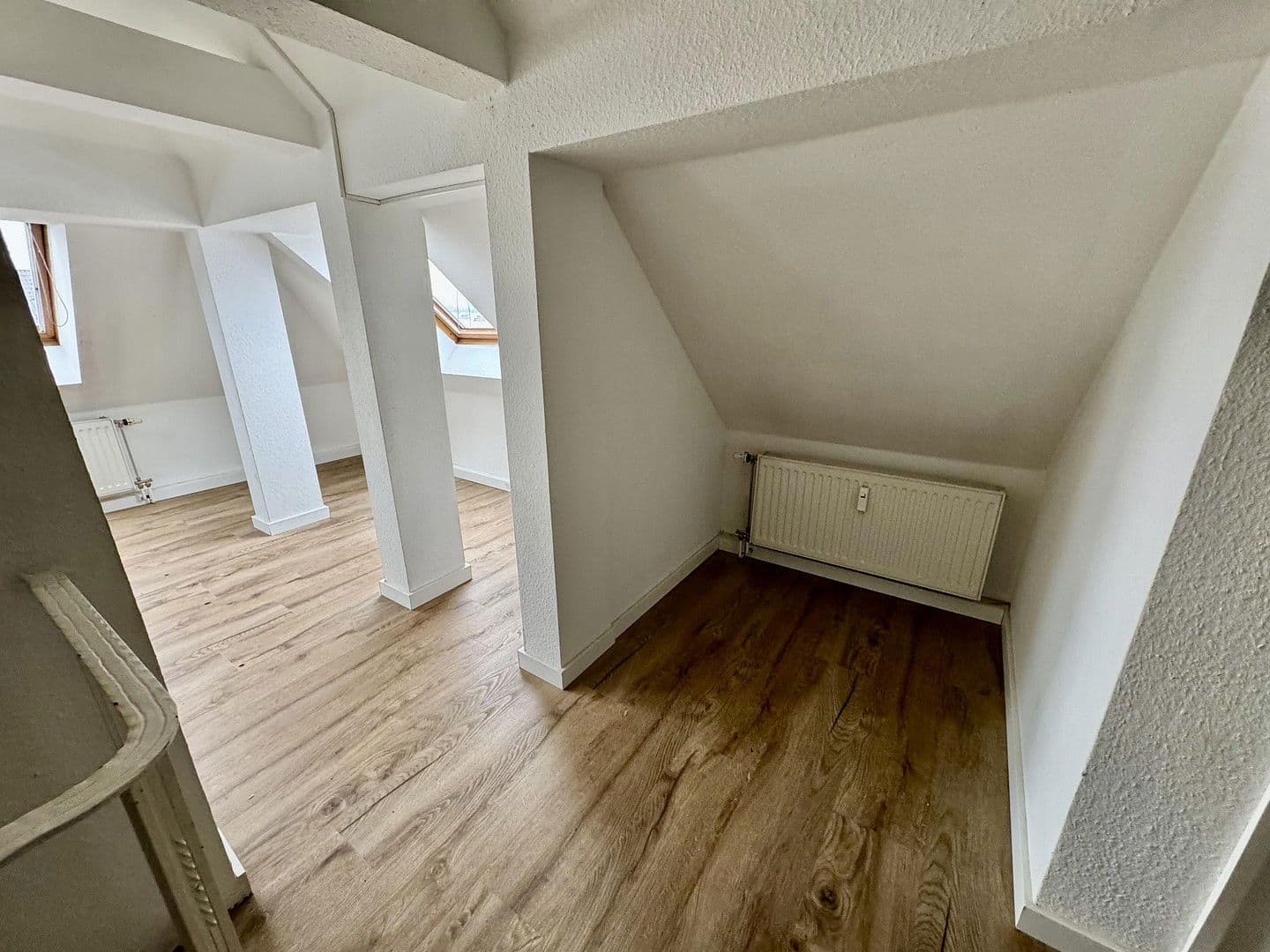 Prenájom bytu 6-izbový 145 m², Gottlaßstr. 4, Leipzig, Sasko Prenájom bytu 6-izbový 145 m², Gottlaßstr. 4, Leipzig, Sasko