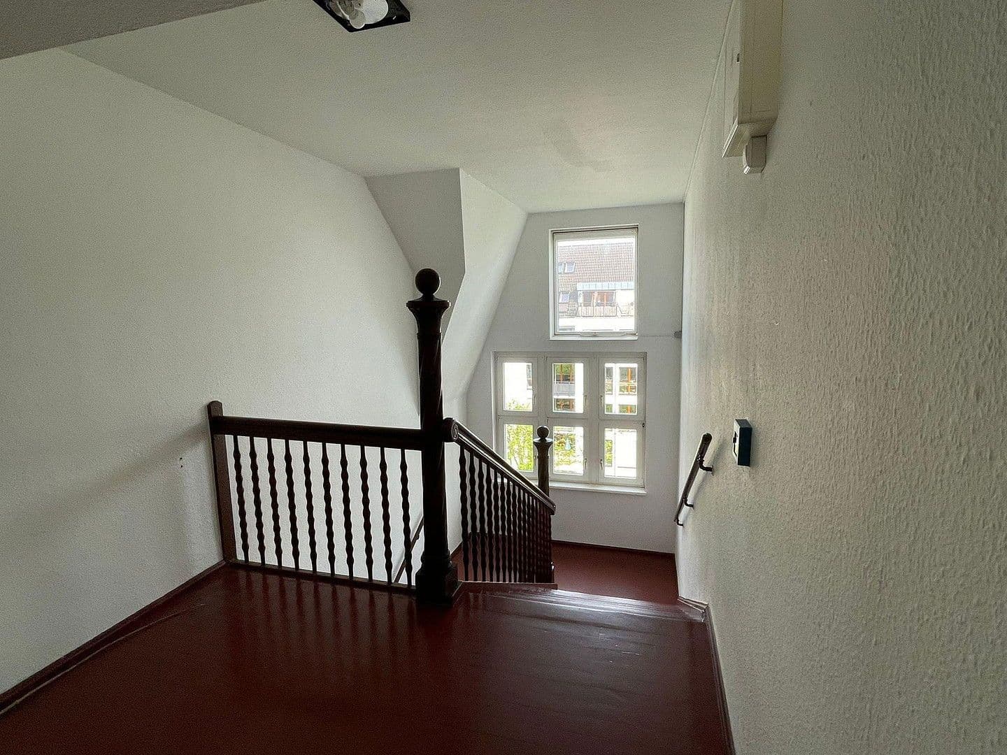 Prenájom bytu 6-izbový 145 m², Gottlaßstr. 4, Leipzig, Sasko Prenájom bytu 6-izbový 145 m², Gottlaßstr. 4, Leipzig, Sasko