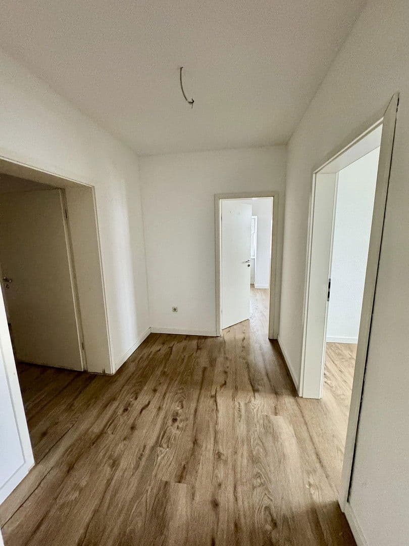 Prenájom bytu 6-izbový 145 m², Gottlaßstr. 4, Leipzig, Sasko Prenájom bytu 6-izbový 145 m², Gottlaßstr. 4, Leipzig, Sasko