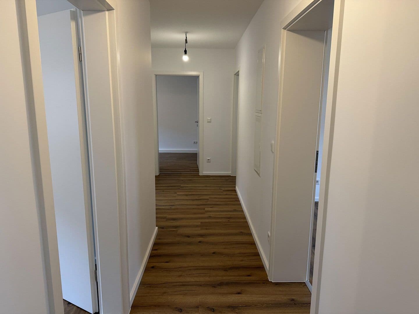 Prenájom bytu 4-izbový 88 m², Reutesteig 3, Radolfzell am Bodensee, Bádensko-Wurttembersko Prenájom bytu 4-izbový 88 m², Reutesteig 3, Radolfzell am Bodensee, Bádensko-Wurttembersko