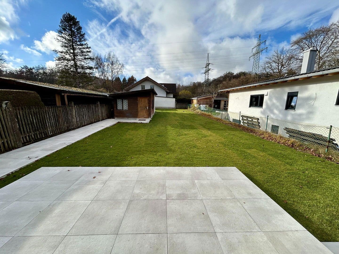 Predaj domu 152 m², pozemek 521 m², Siedlerstraße 4, Baierbrunn, Bavorsko Predaj domu 152 m², pozemek 521 m², Siedlerstraße 4, Baierbrunn, Bavorsko