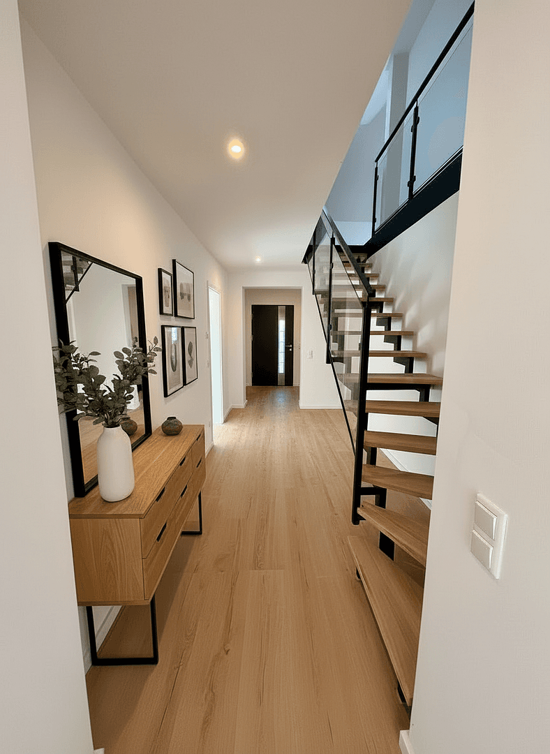 Predaj domu 152 m², pozemek 521 m², Siedlerstraße 4, Baierbrunn, Bavorsko Predaj domu 152 m², pozemek 521 m², Siedlerstraße 4, Baierbrunn, Bavorsko