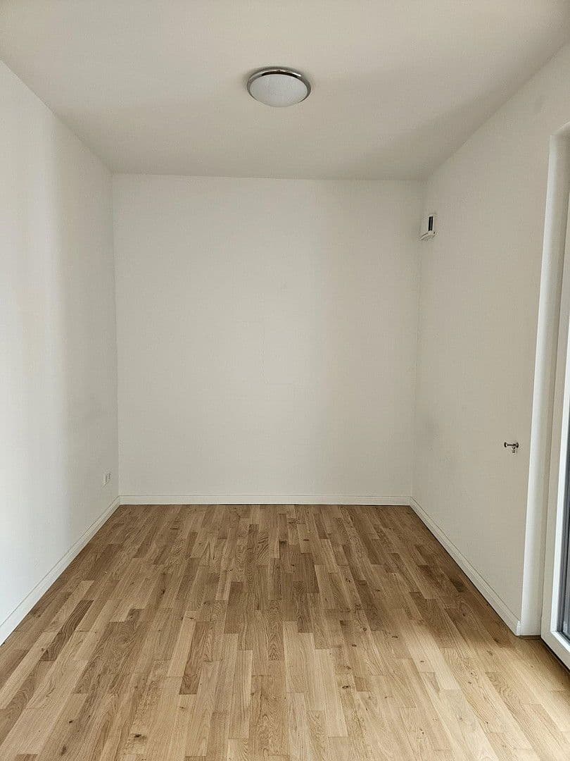 Prenájom bytu 3-izbový 82 m², Norderstedt, Šlezvicko-Holštajnsko Prenájom bytu 3-izbový 82 m², Norderstedt, Šlezvicko-Holštajnsko