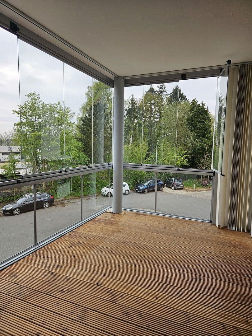 Prenájom bytu 3-izbový 82 m², Norderstedt, Šlezvicko-Holštajnsko Prenájom bytu 3-izbový 82 m², Norderstedt, Šlezvicko-Holštajnsko