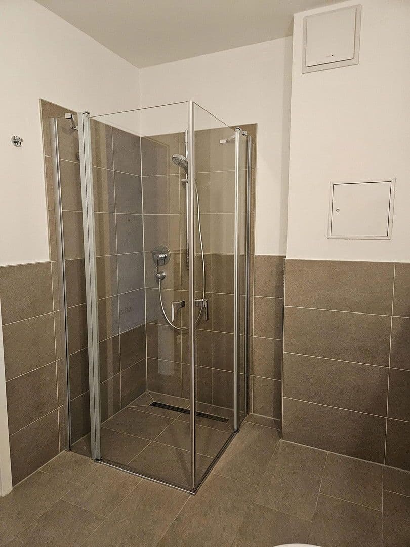 Prenájom bytu 3-izbový 82 m², Norderstedt, Šlezvicko-Holštajnsko Prenájom bytu 3-izbový 82 m², Norderstedt, Šlezvicko-Holštajnsko