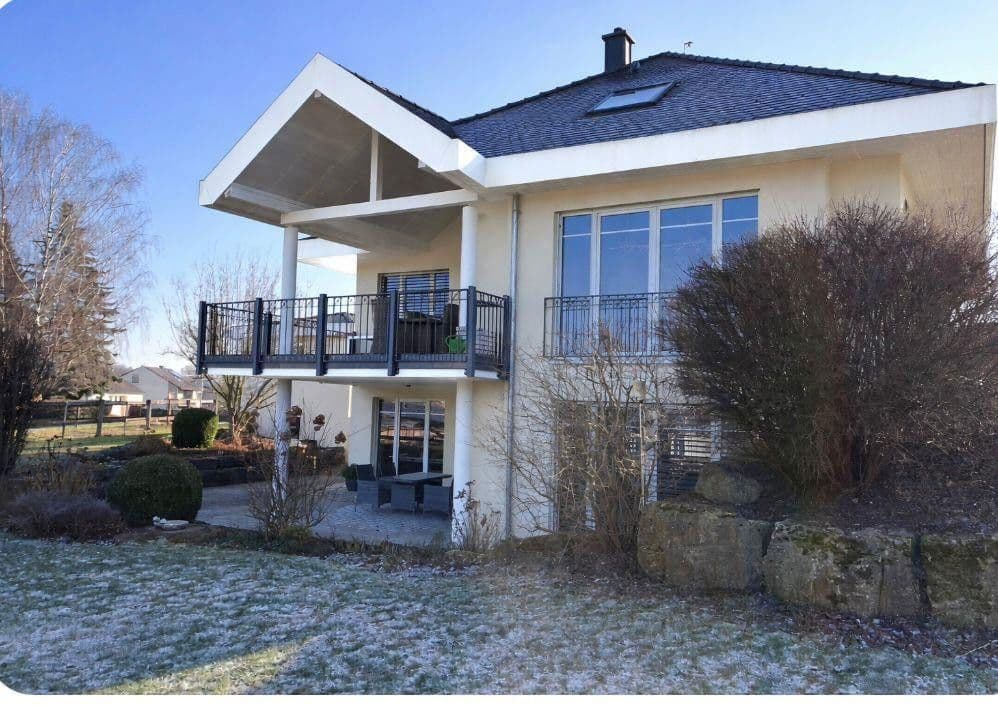 Predaj domu 284 m², pozemek 770 m², Remlingen, Bavorsko Predaj domu 284 m², pozemek 770 m², Remlingen, Bavorsko