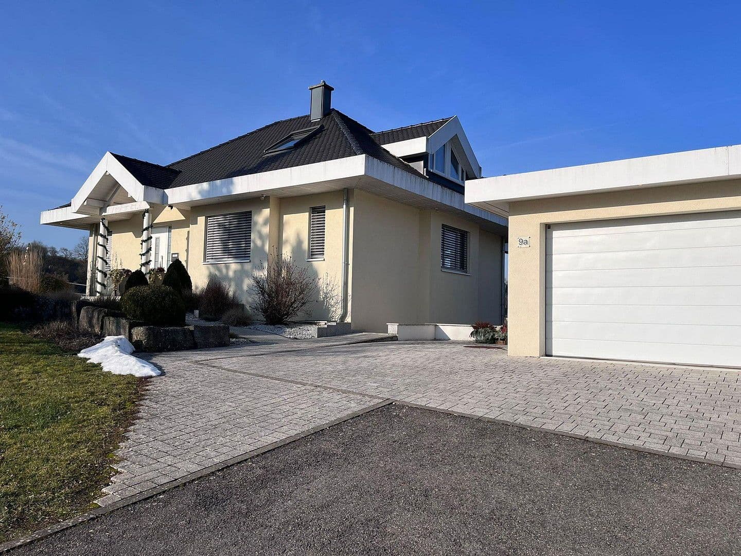 Predaj domu 284 m², pozemek 770 m², Remlingen, Bavorsko Predaj domu 284 m², pozemek 770 m², Remlingen, Bavorsko